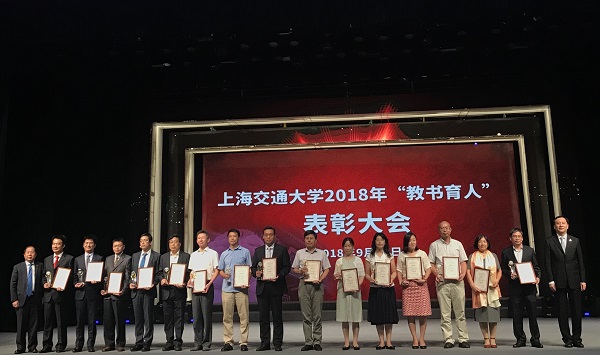 1536744504111546.jpg 4.jpg